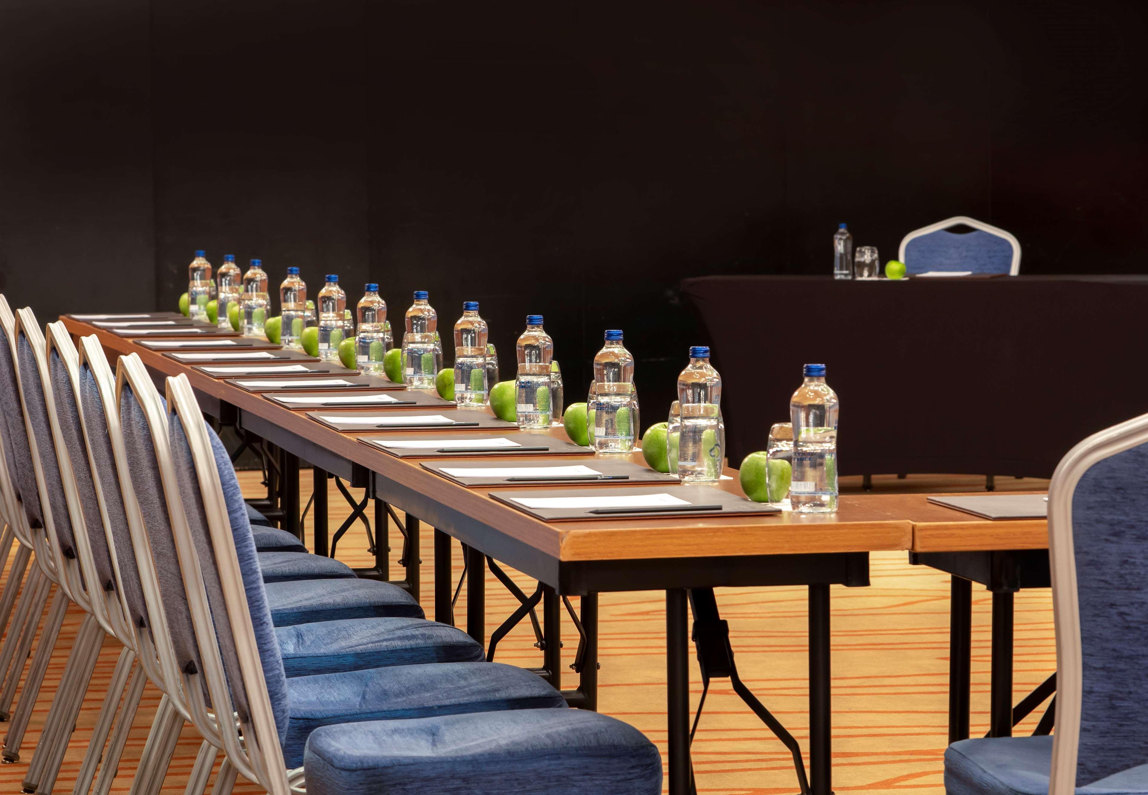 Radisson Blu Hotel Istanbul Asia Luaran gambar Meeting room